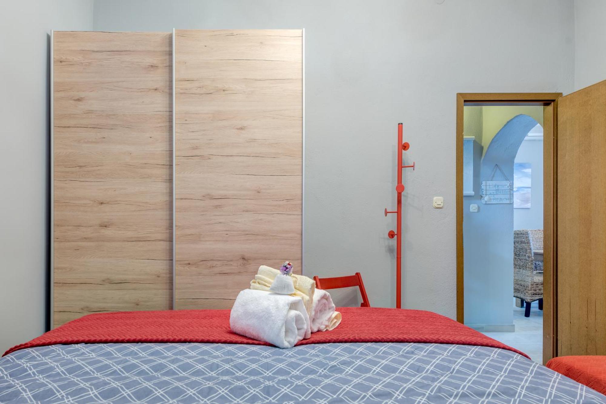 Blue Paradise Apartman 2 Севід Екстер'єр фото
